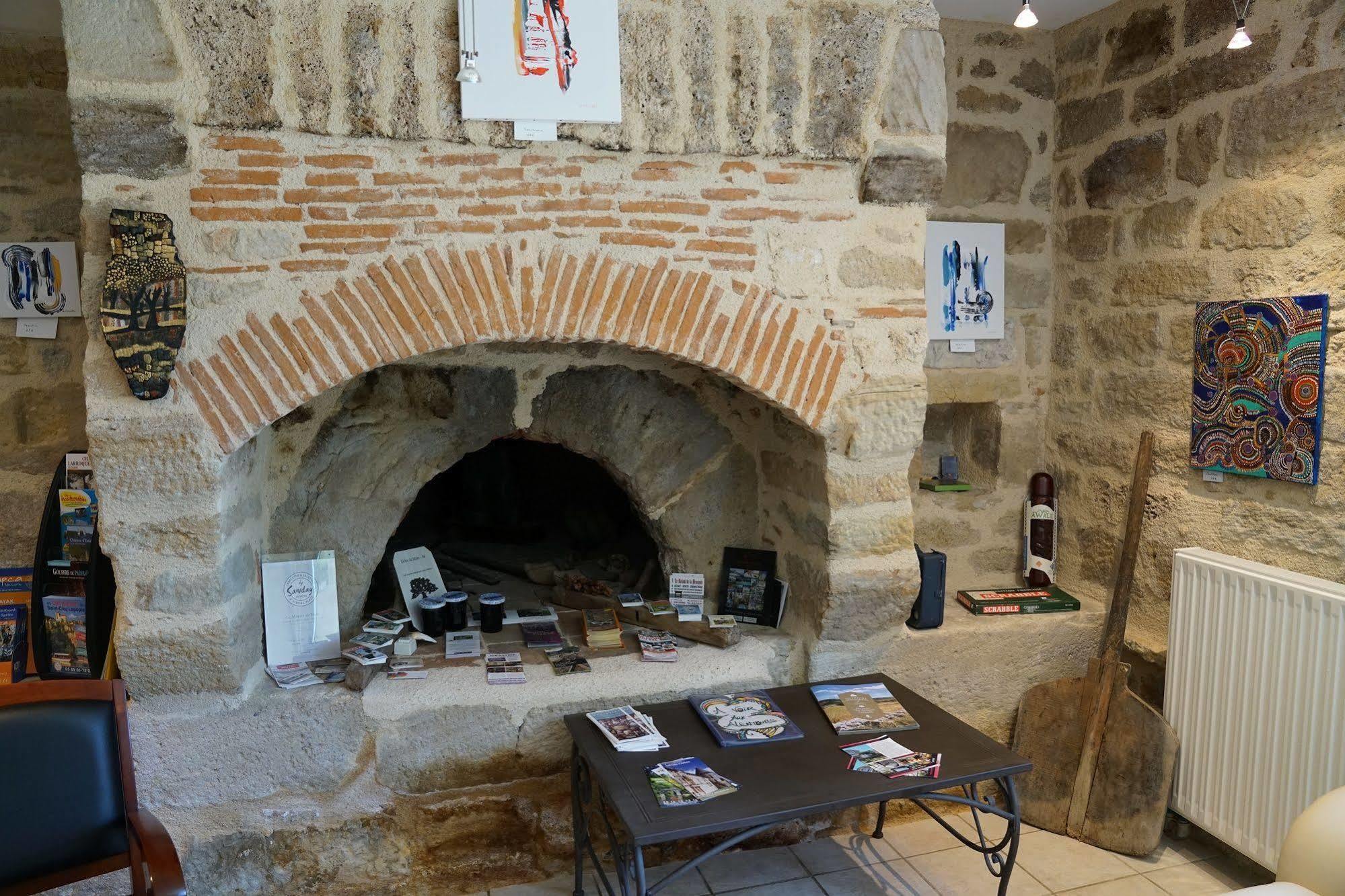 Hotel Restaurant Le Murier De Viels - Grand Figeac Causse-et-Diege エクステリア 写真
