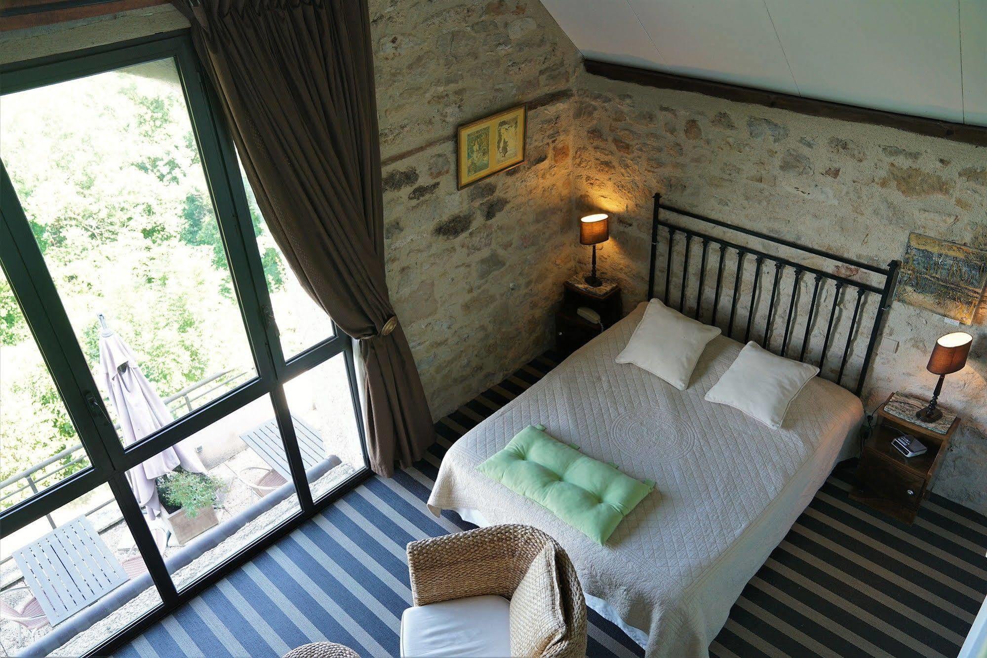 Hotel Restaurant Le Murier De Viels - Grand Figeac Causse-et-Diege エクステリア 写真